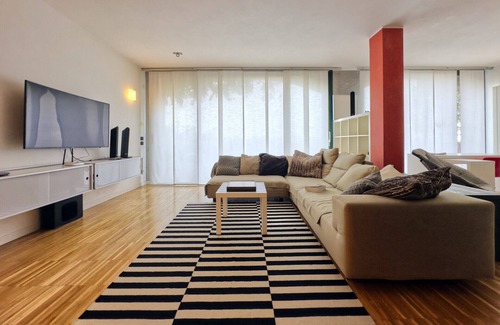 Arzignano Apartment | Arzignano Charm: Modern Home With Parking!
