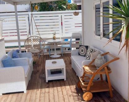 Mindelo House | As Hortênsias