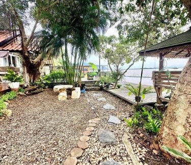 Kanchanaburi House | As House & Boat