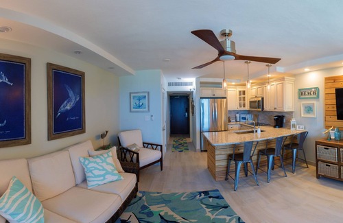 Red Hook Condo | AS SEEN OH HGTV/FULLY RENOVATED BEACHFRONT DUPLEX VILLA. Located in building B.