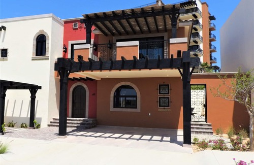 Los Cabos House | As Seen on HGTV~Casa Caborado~Sleeps 8~3bed~Ocean Views~