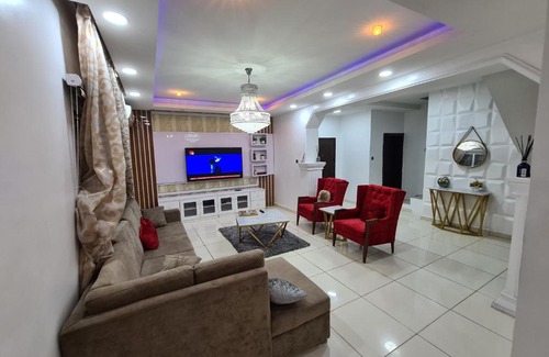 Ofin Apartment | Asa 3bedroom Parliament Duplex