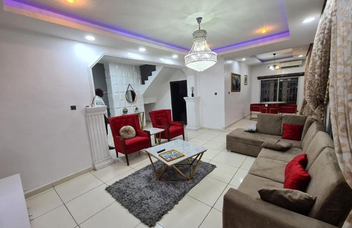 Ofin Apartment | Asa 3bedroom Parliament Duplex