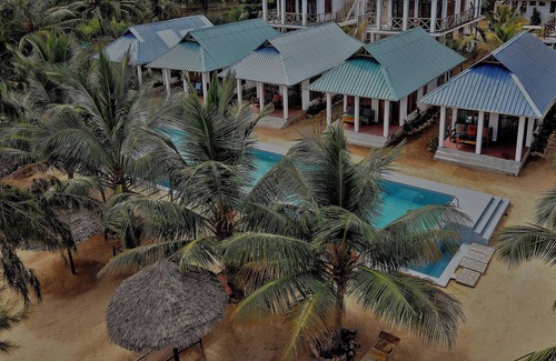 Fukuchani House | Asante Sana Beach Cottages - Beachfront Cottage