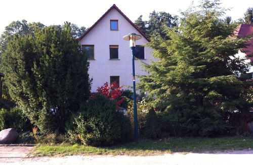 Gross Schoenebeck Apartment | Ascanian apartment directly on the advertising channel for 2-3 people. * Schorfheide