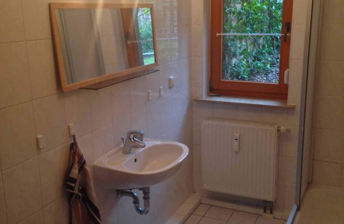 Gross Schoenebeck Apartment | Ascanian apartment directly on the advertising channel for 2-3 people. * Schorfheide