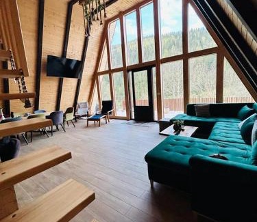 Brosteni House | Ascape Kabin