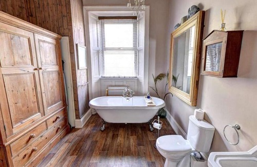 Torquay City Centre Hotel | Ascot House Hotel