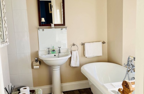 Torquay City Centre Hotel | Ascot House Hotel