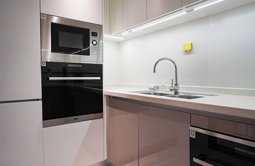 Yuzhong Hotel | Ascott Raffles City Chongqing