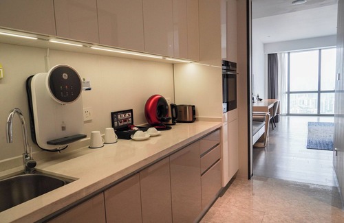 Yuzhong Hotel | Ascott Raffles City Chongqing