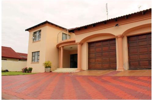 Moses Kotane House | Asda guesthouse
