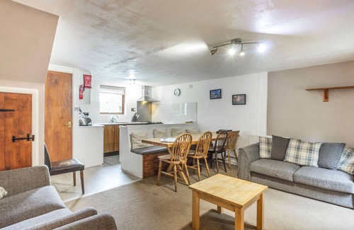 Hope Cottage | ASH COTTAGE, family friendly, character holiday cottage in Hope