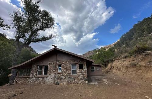 Globe House | Ash Creek Canyon Mining Cabin Chrysotile Arizona