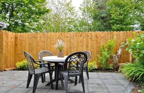 Roscoe Bed & Breakfast | Ash Grove House