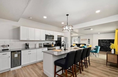 Caldwell House | Ash Street Retreat