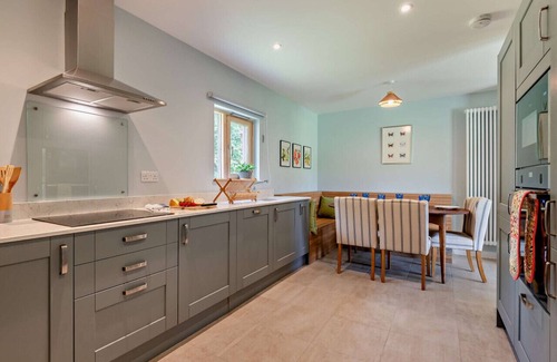 Chapmanslade House | Ash View 2 - Three Bedroom House, Sleeps 6