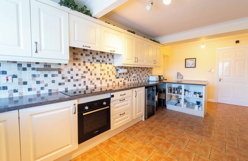 Dingle House | Ashe's 7 bedrooms Townhouse, Dingle Town Centre