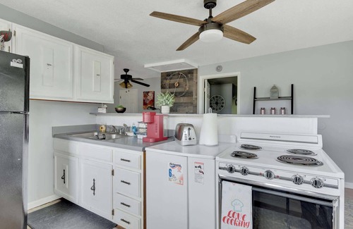 Collegedale Apartment | Asher’s Urban Escape