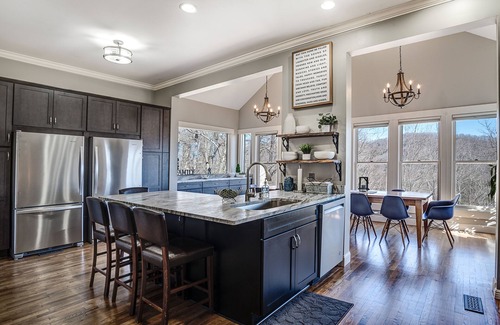 Asheville House | Asheville-Million Dollar Views, Hot Tub, Theatre Room, Billiards, Sleeps 16