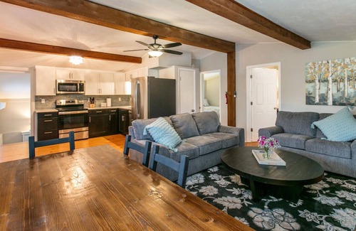 Royal Pines House | Asheville - Sierra Nevada Exit, Close to downtown