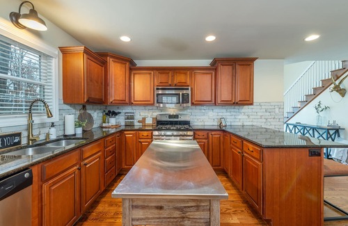 Royal Pines House | Ashevilles Beautiful Home