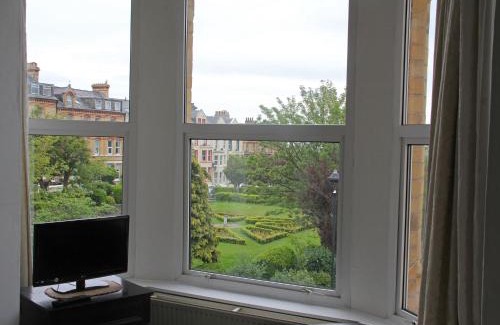 Douglas House | Ashfield Guesthouse