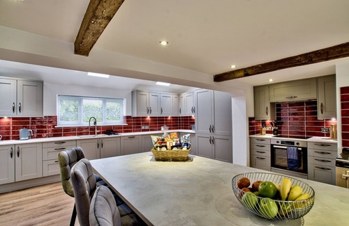 Stowmarket Cottage | Ashfield Place Farm by Group Retreats