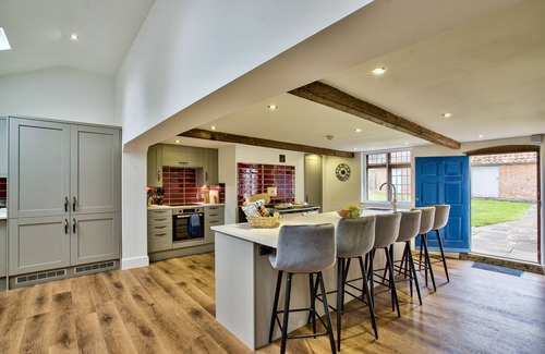 Stowmarket Cottage | Ashfield Place Farm by Group Retreats