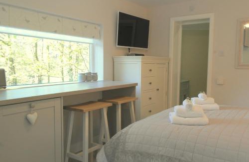 Fylingthorpe Apartment | Ashford house 'The Snug' private hot tub