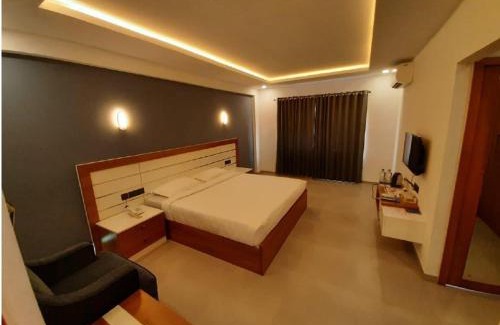 Kozhikode Hotel | Ashirvad Lawns Hotel & Convention Centre