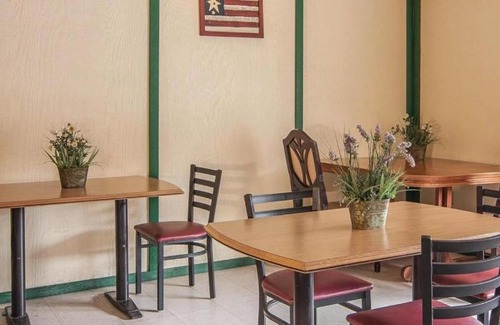 Ashland Hotel | Ashland Valley Inn