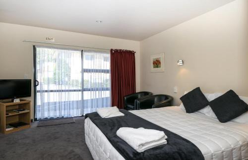 Blenheim Hotel | Ashleigh Court Motel