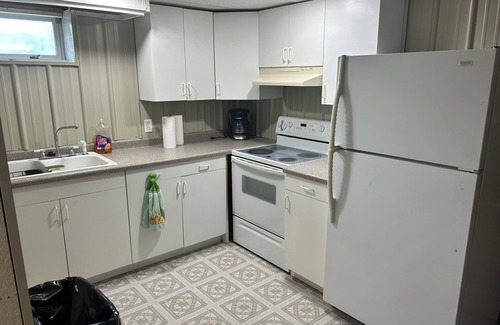 Ashley Apartment | Ashley, ND Hunting and Fishing Bunkhouse