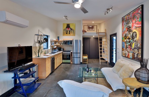 Town of Olive Apartment | Ashokan ArtHaus, Private Hot Tub, Wags Welcome!