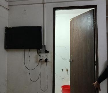 Aurangabad Hostel | Asian rest rooms, City's Centre
