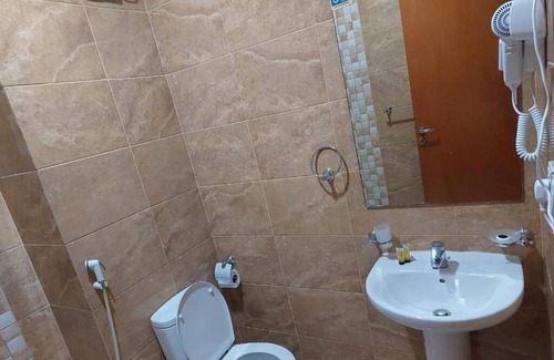 Al Aziziyah Hotel | Askant Al Azizyia Hotel