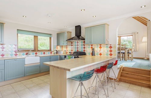 Sleat Cottage | ASKIVAL, family friendly, character holiday cottage in Elgol