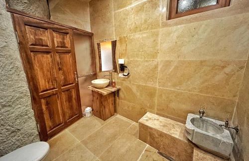 Nar Hotel | Asma Altı Cave