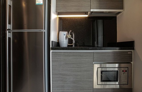 Khlong Toei Nuea Condo | Asok Terminal 21/5mins BTS/MRT 1BR/4 PAX 市中心购物中心