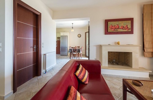 Karavados Villa | Aspa's Verde Pallazo - Very Close To The Beach