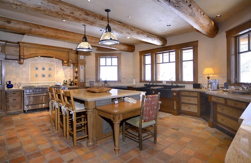 Aspen House | Aspen Alpine Mountain Lodge