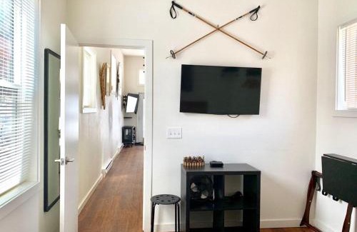 Idaho Springs House | Aspen Cabin at Base Camp Lodging Company