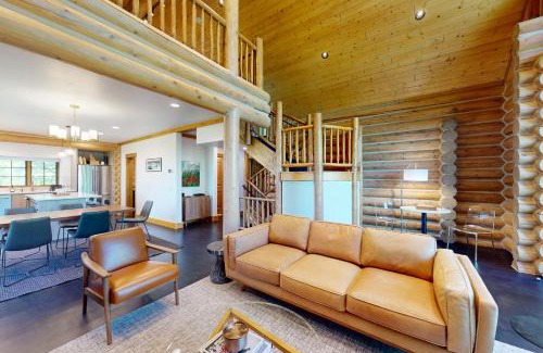 Victor House | Aspen Cabin