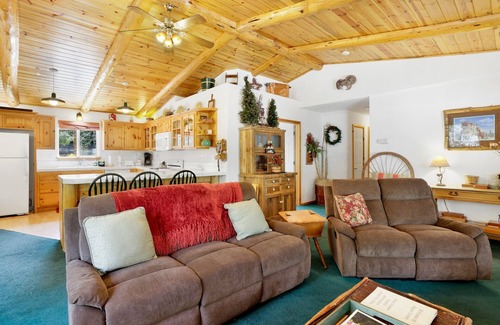 Fox Farm House | Aspen Grove #1041