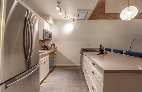 Truckee Condo | Aspen Grove Abode~Northstar~Pet-Friendly