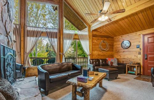 Harbor Village House | Aspen Hideaway Cabin