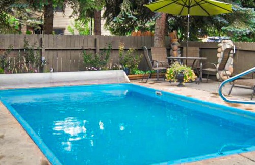 West End House | Aspen Mountain Lodge 304