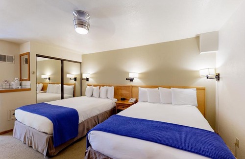 West End House | Aspen Mountain Lodge 305