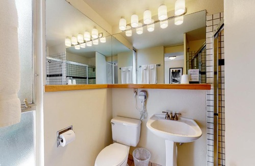 West End House | Aspen Mountain Lodge 305